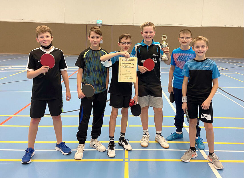 Tischtennis-Schulkreismeister in der Wettkampfklasse IV wird das Gymnasium Brede Brakel.